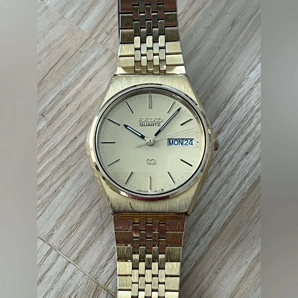 Seiko SQ Vintage Men’s Watch Gold Bracelet, Dial, Case, Day Date New Crystal